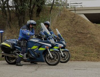 Enquête sous haute tension