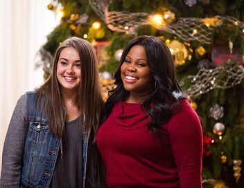 Une famille sous le sapin