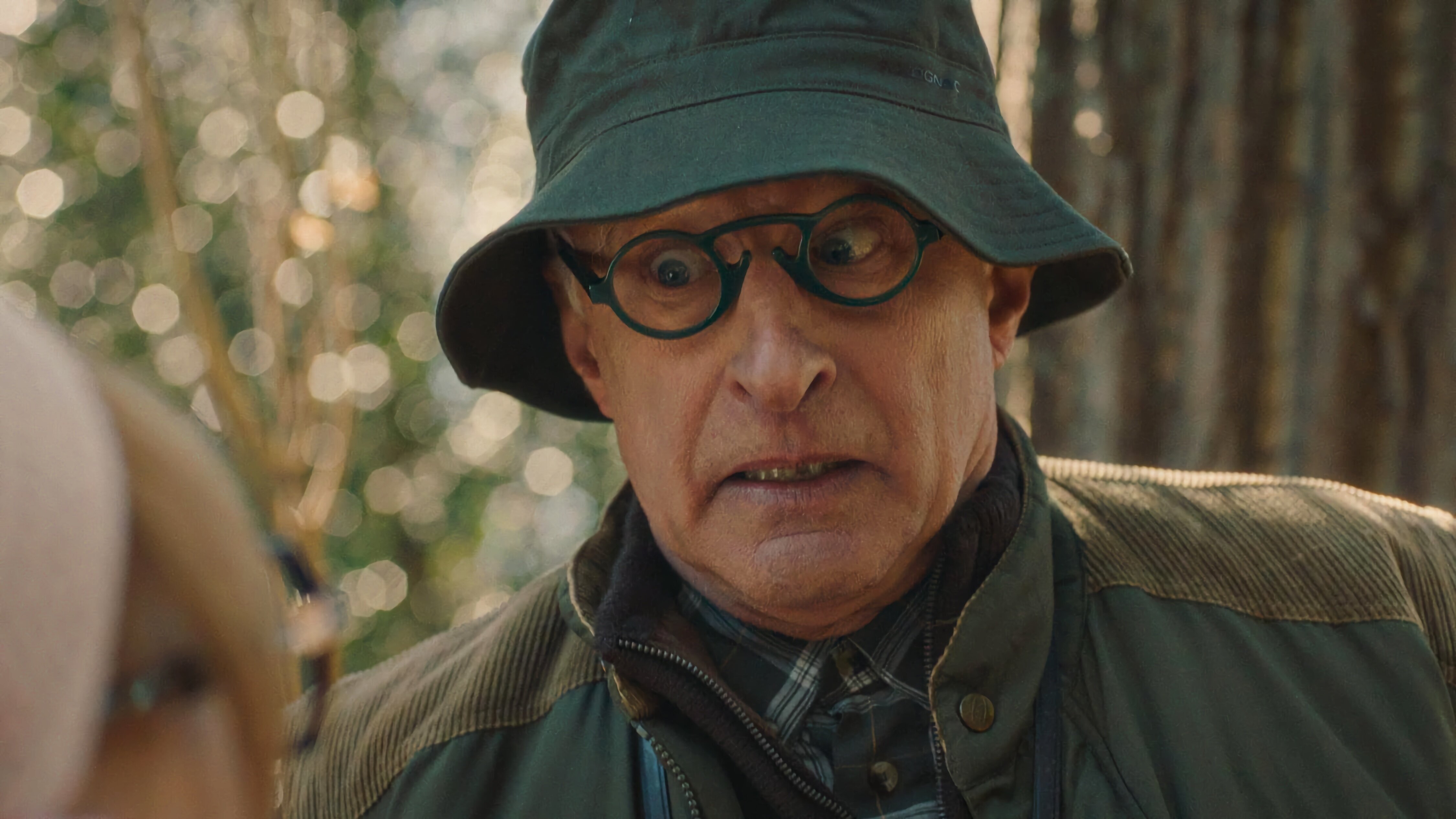 Single Bells – Only Losers for Annie?