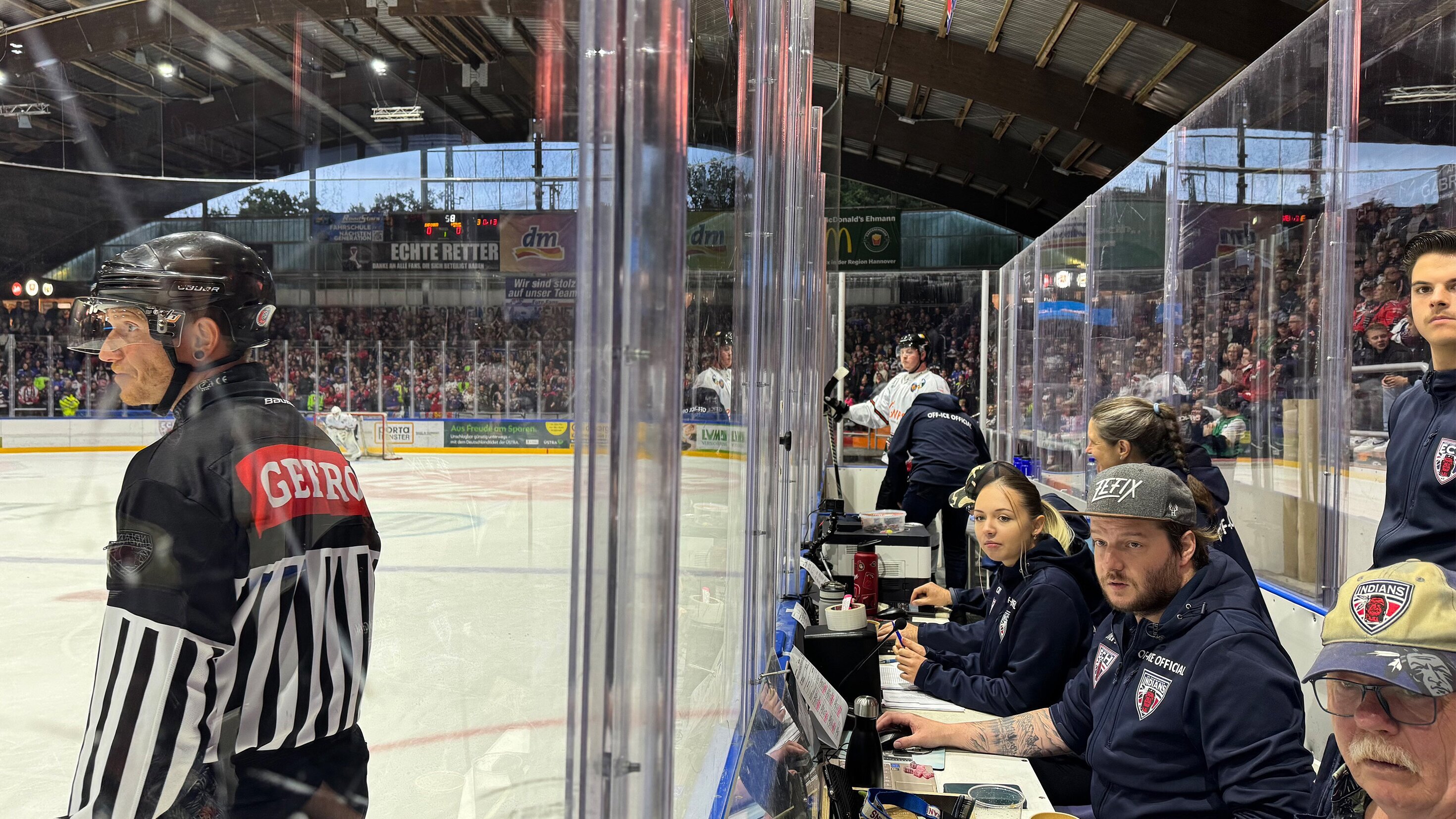 Saisonauftakt im Eisstadion