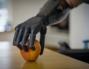 Les prothèses high-tech : Réparer le corps et l'esprit