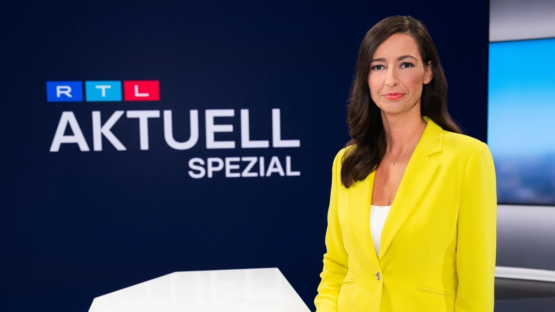 RTL Aktuell Spezial: Bürokratiewahnsinn! Wie wird Deutschland schneller?