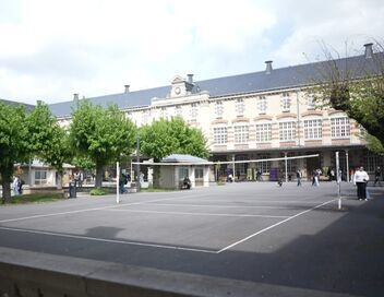 Violences sexuelles à l'école : silence dans les rangs