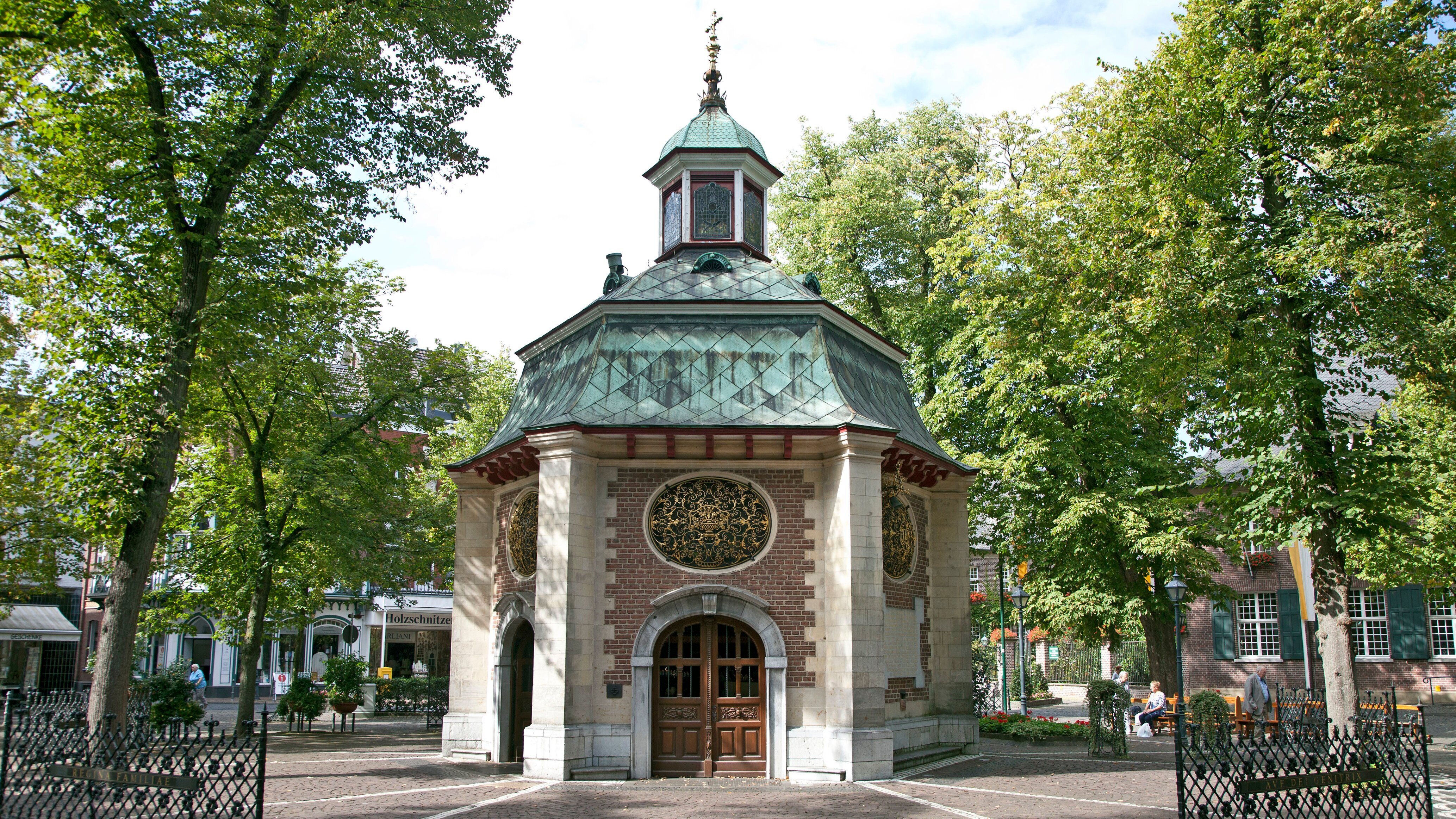 Himmlische Orte – Besondere Kirchen in NRW