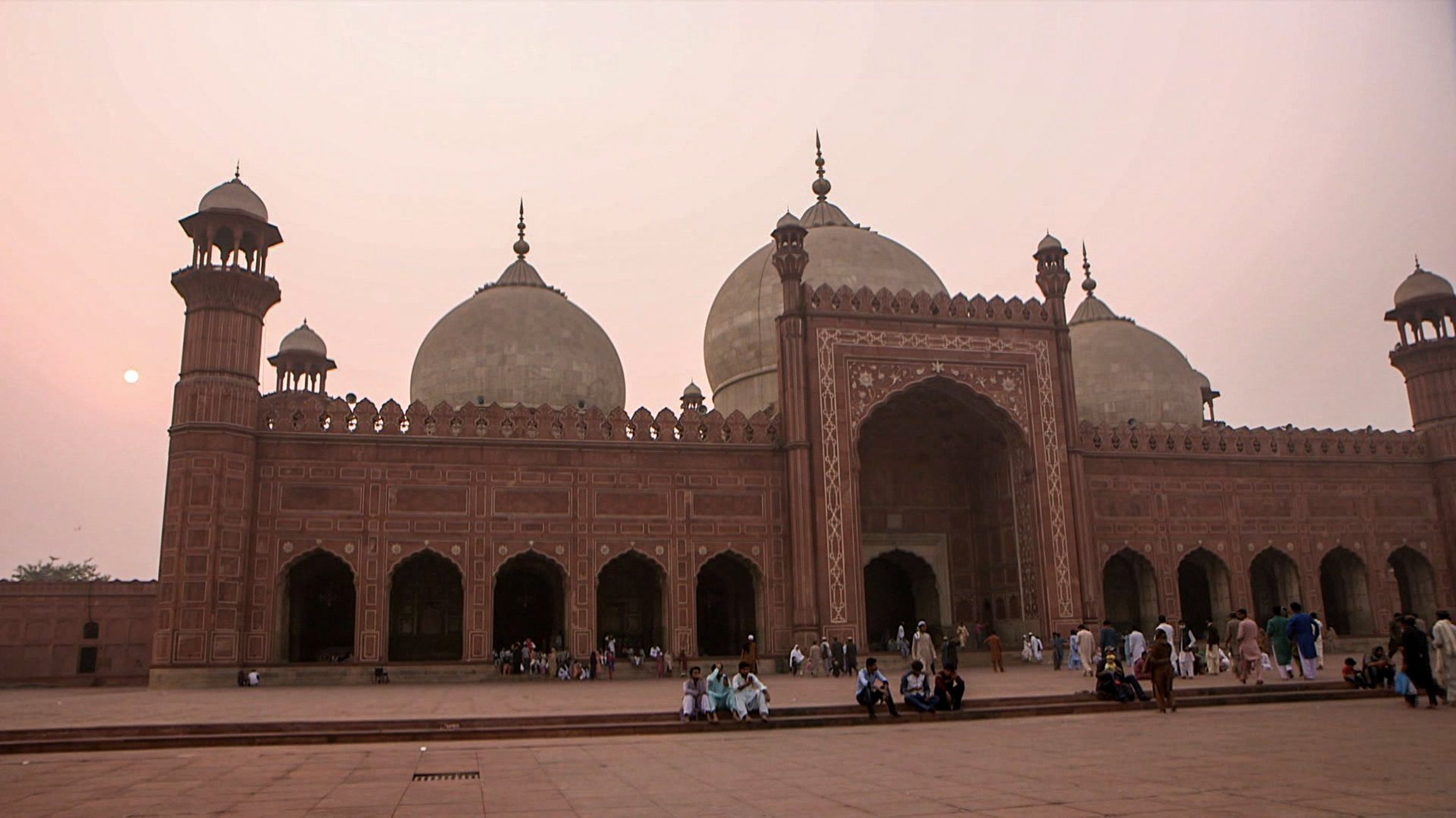 Destination Lahore