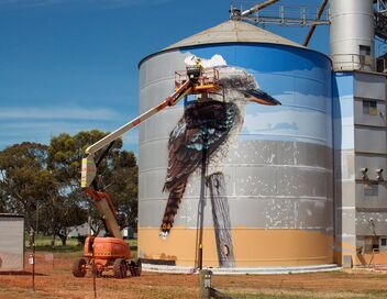 Australie, le street art s'invite sur les silos