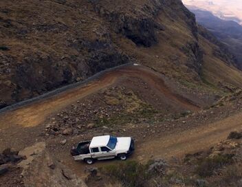 Les routes de l'impossible