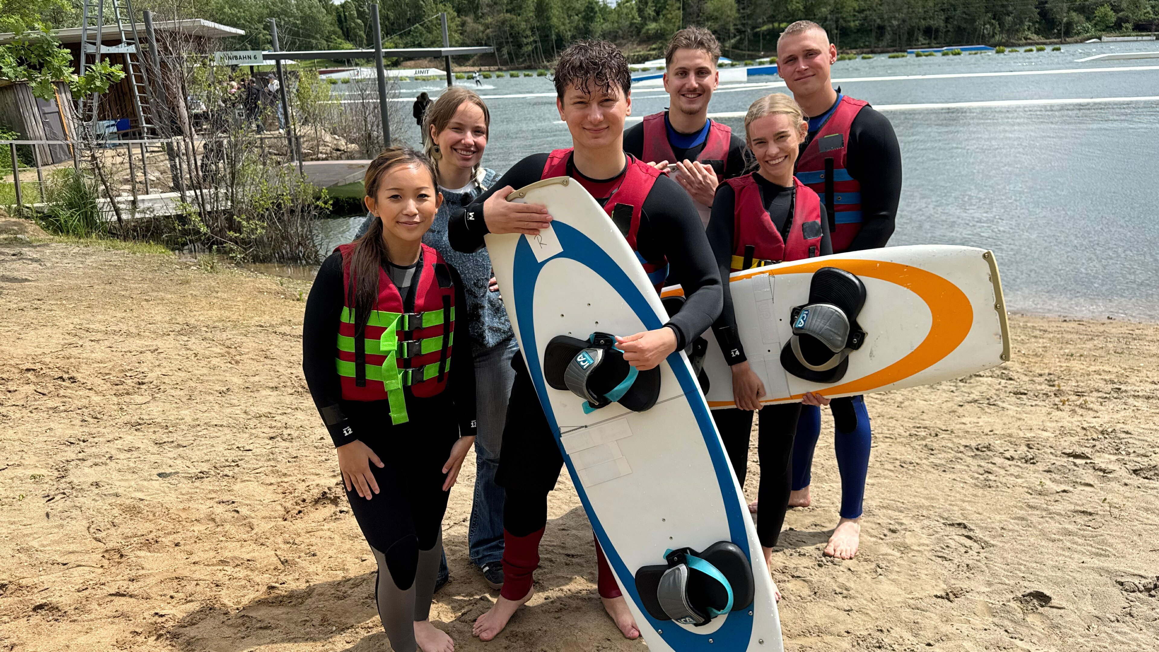 Die Allstars-WG – Glamping am See