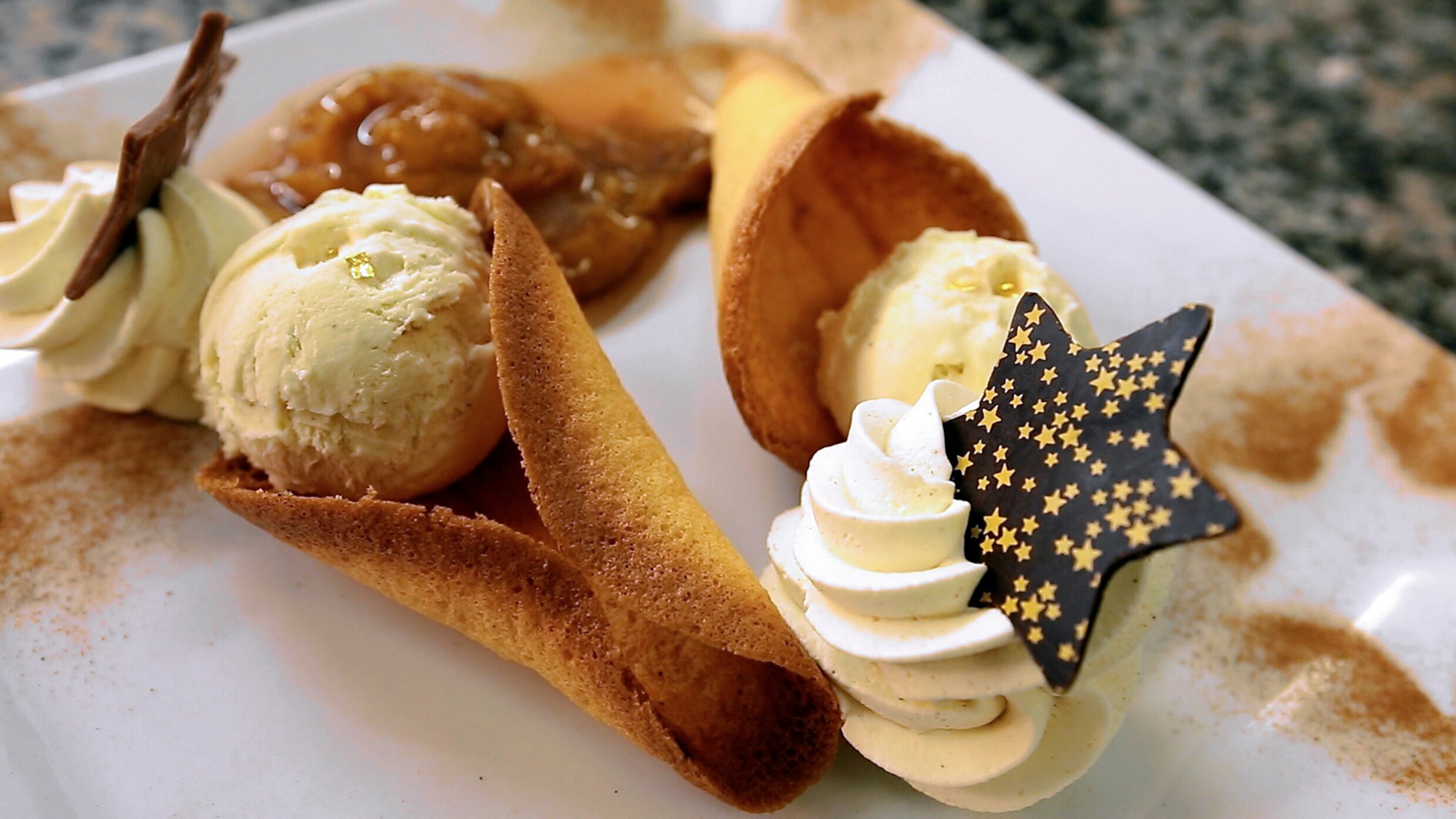 Der kulinarische Adventskalender – 24 genüssliche Weihnachtsgeschichten