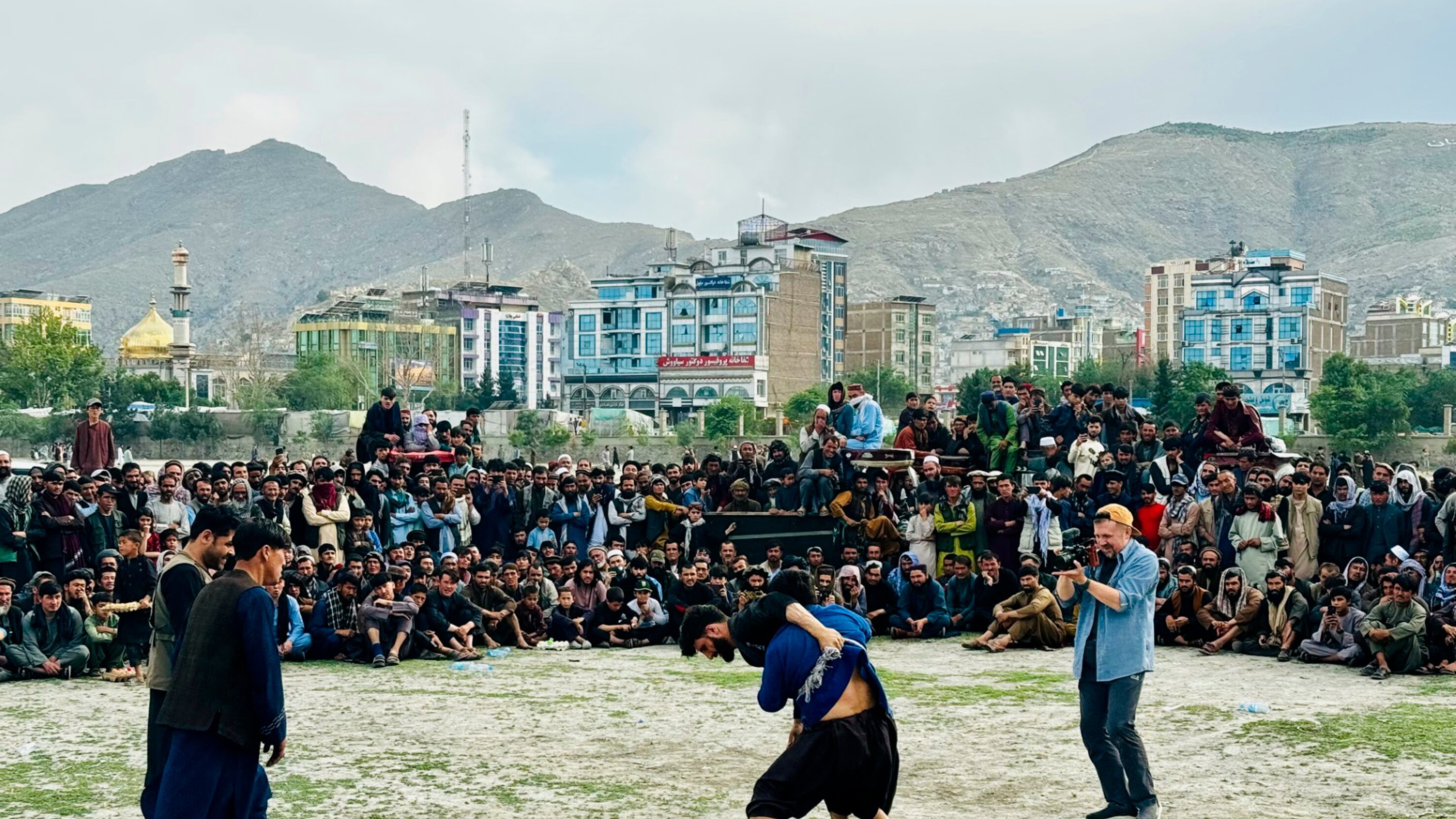 Verbotene Träume – Afghanistans Sportlerinnen im Schatten der Taliban