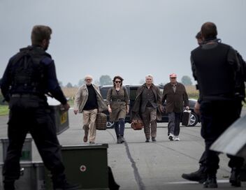 Les vieux espions vous saluent bien