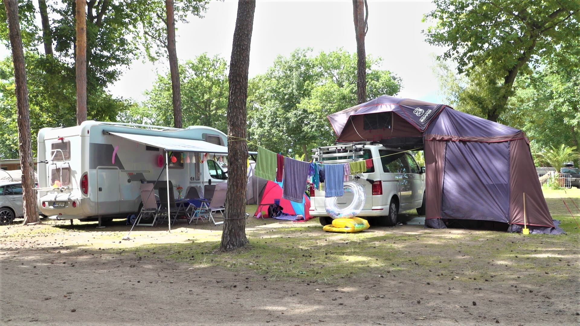 Der Camping Clan – Alles für den Platz
