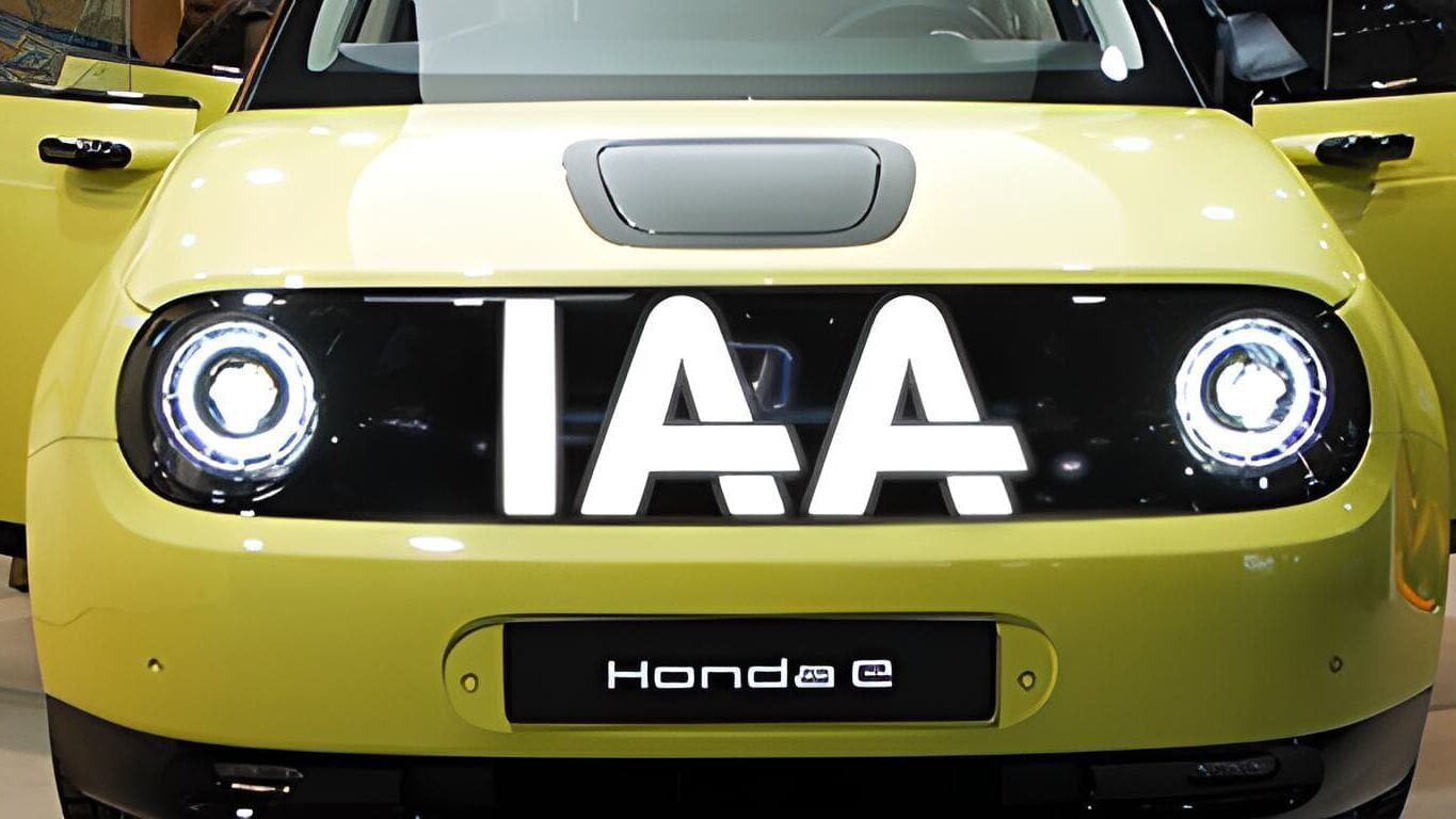 Anixe auf Rädern: Supercars & Tests und Trends
