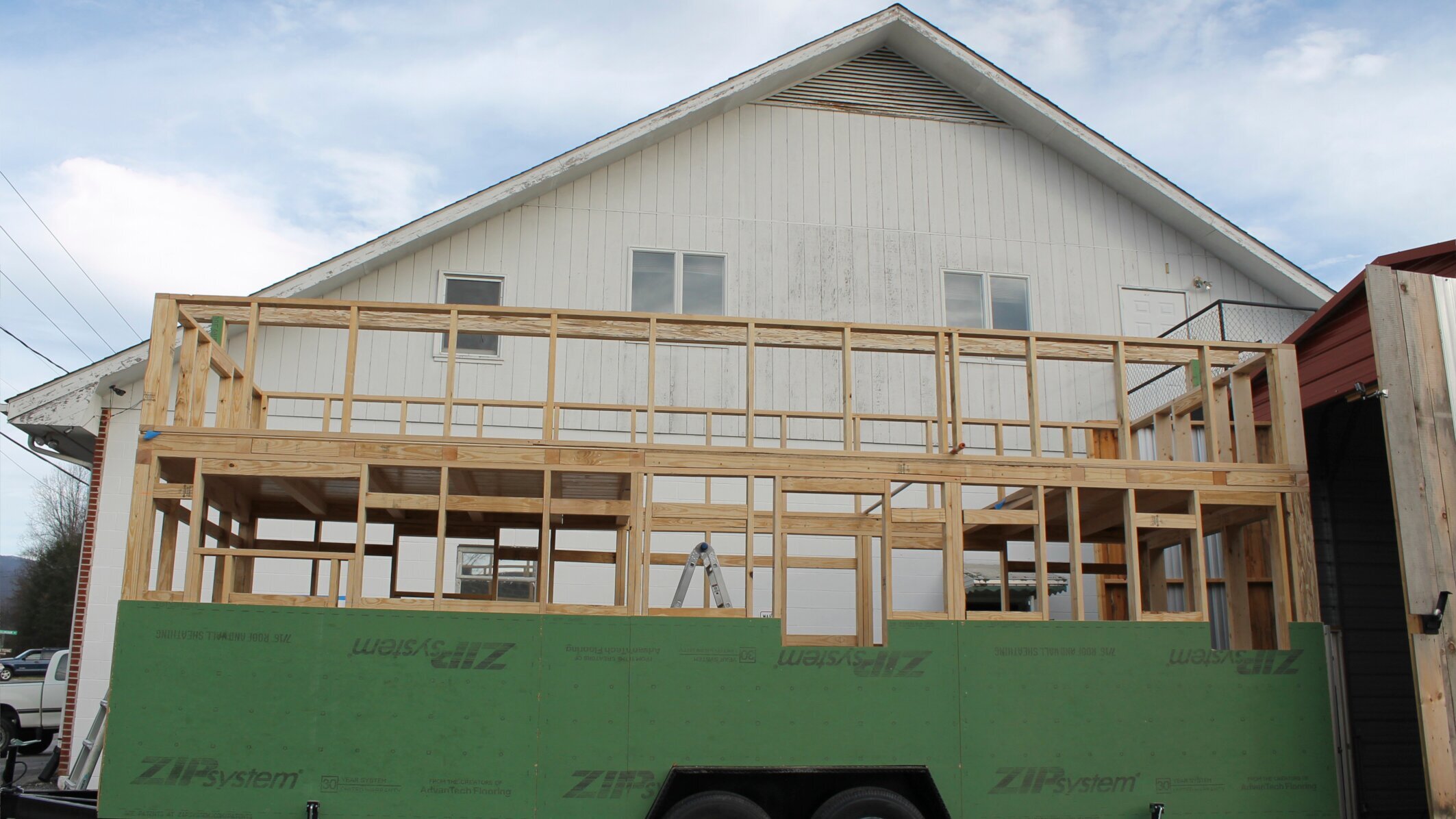 Tiny House, Big Living