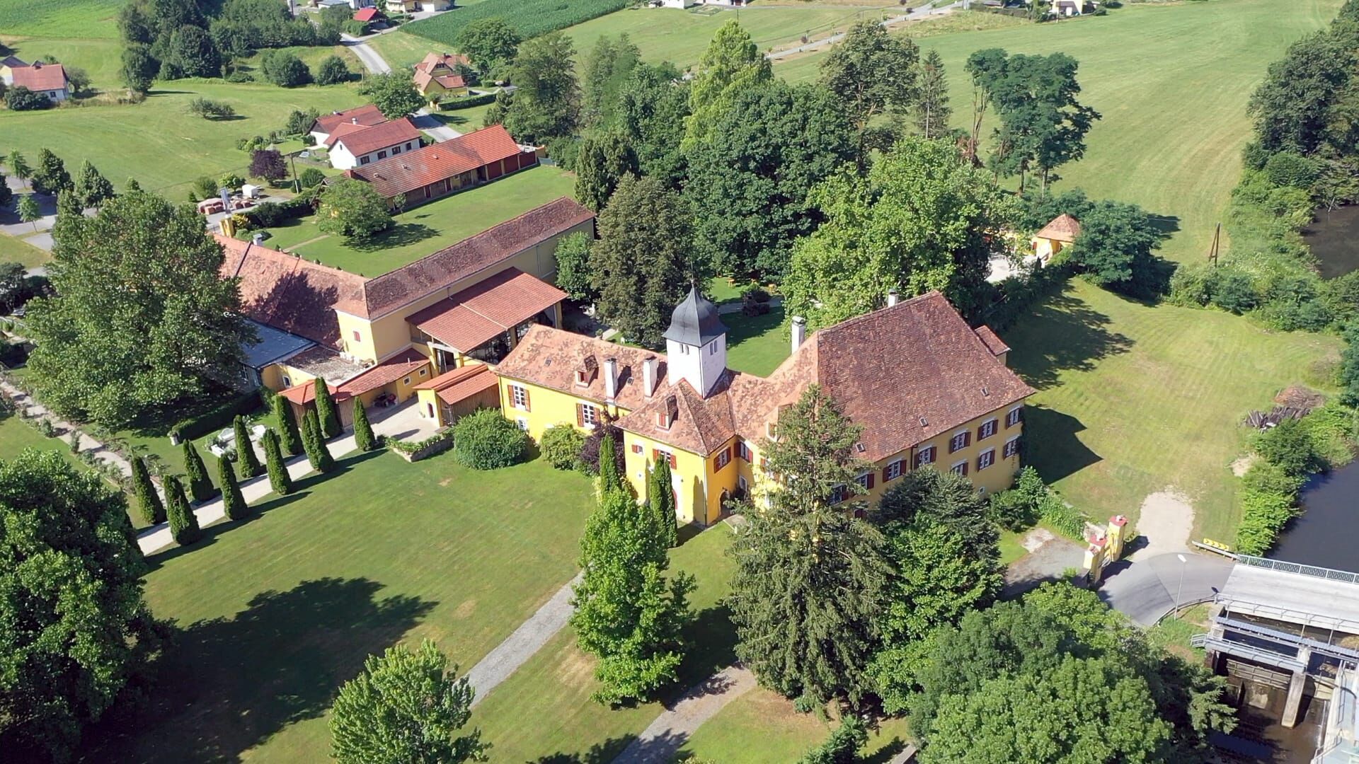 Traumschlösser und Ritterburgen – Von der Südsteiermark nach Slowenien
