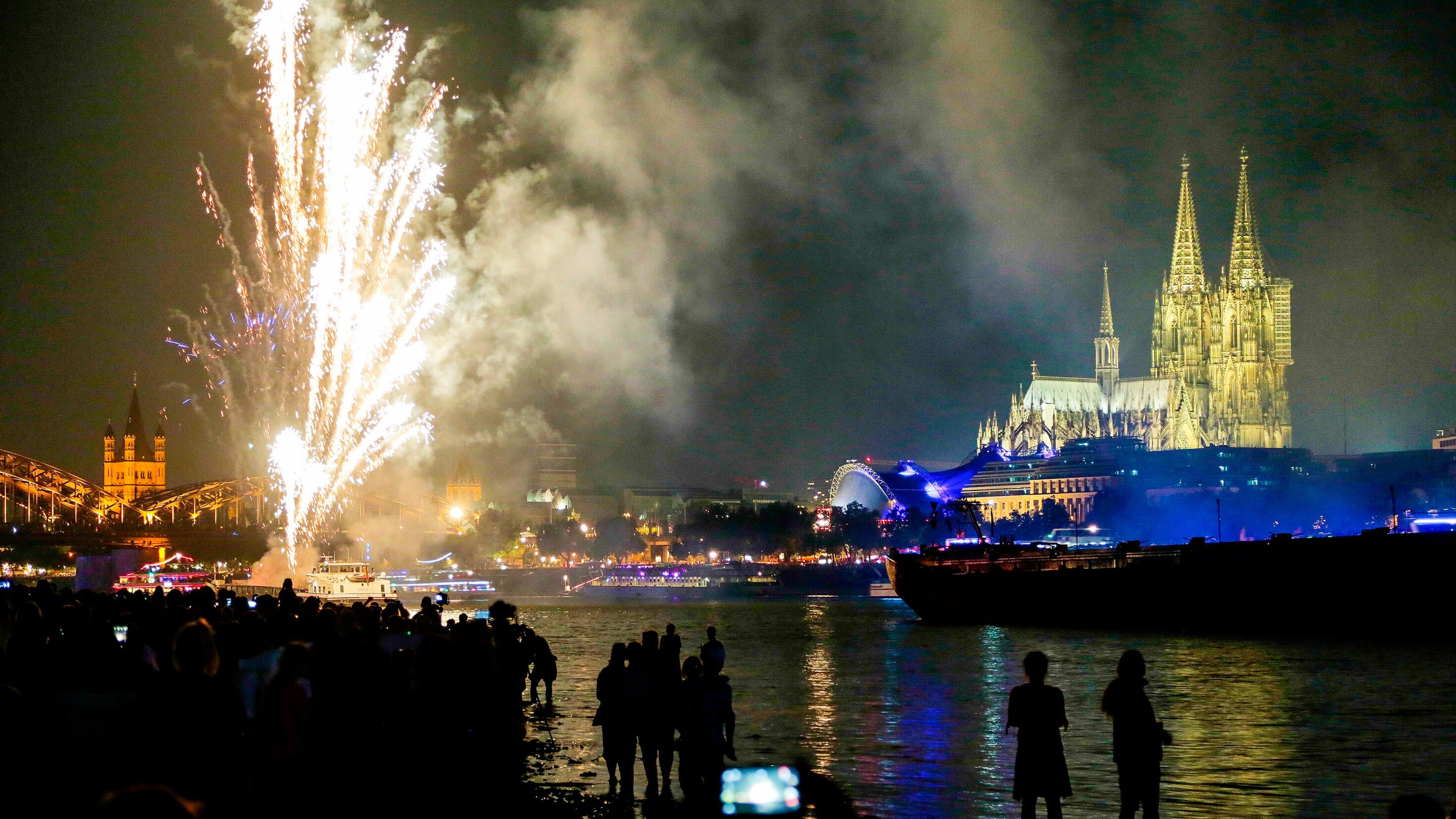 Kölner Lichter 2025
