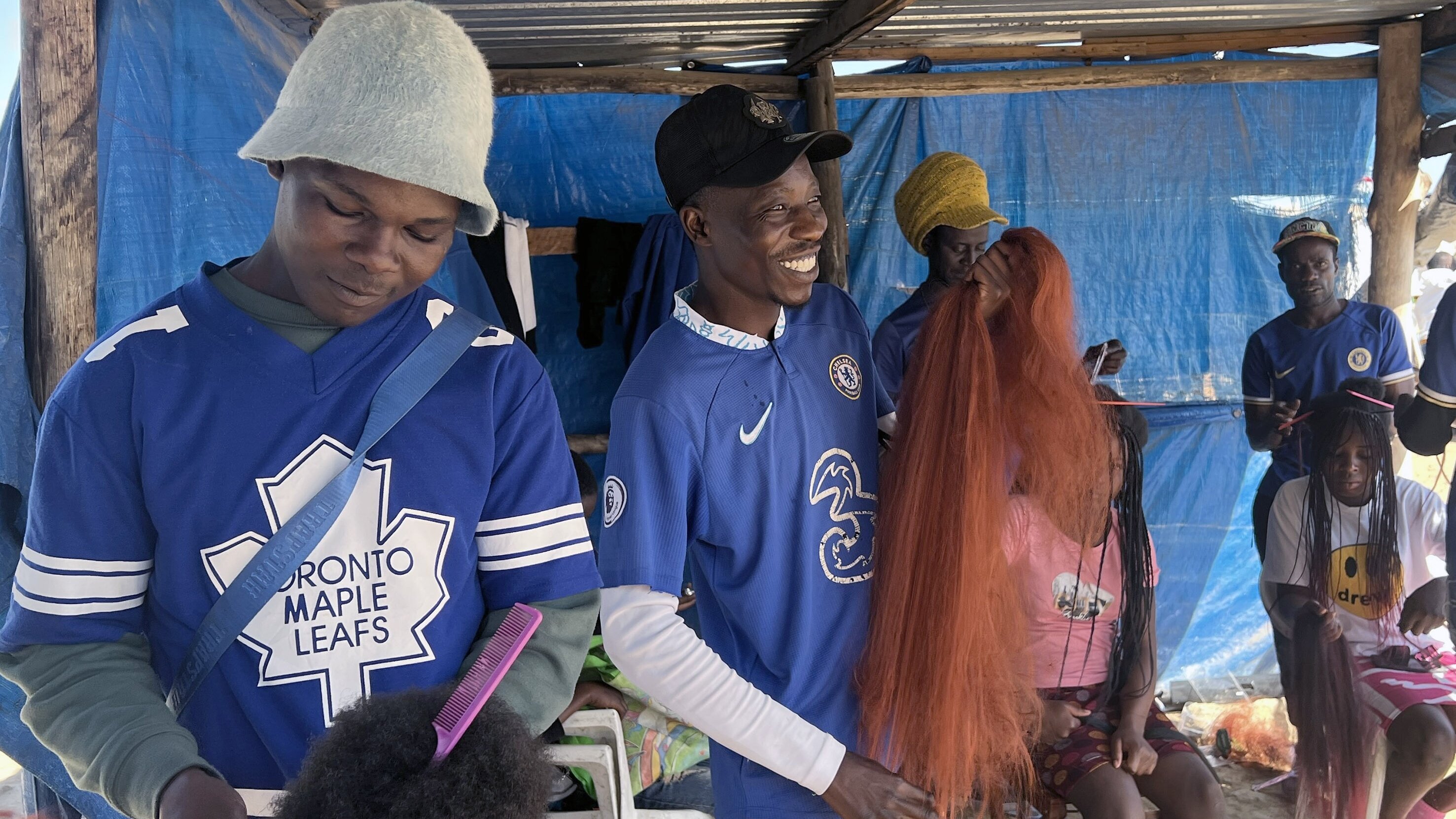 Simbabwe: Die magischen Hände von Harare