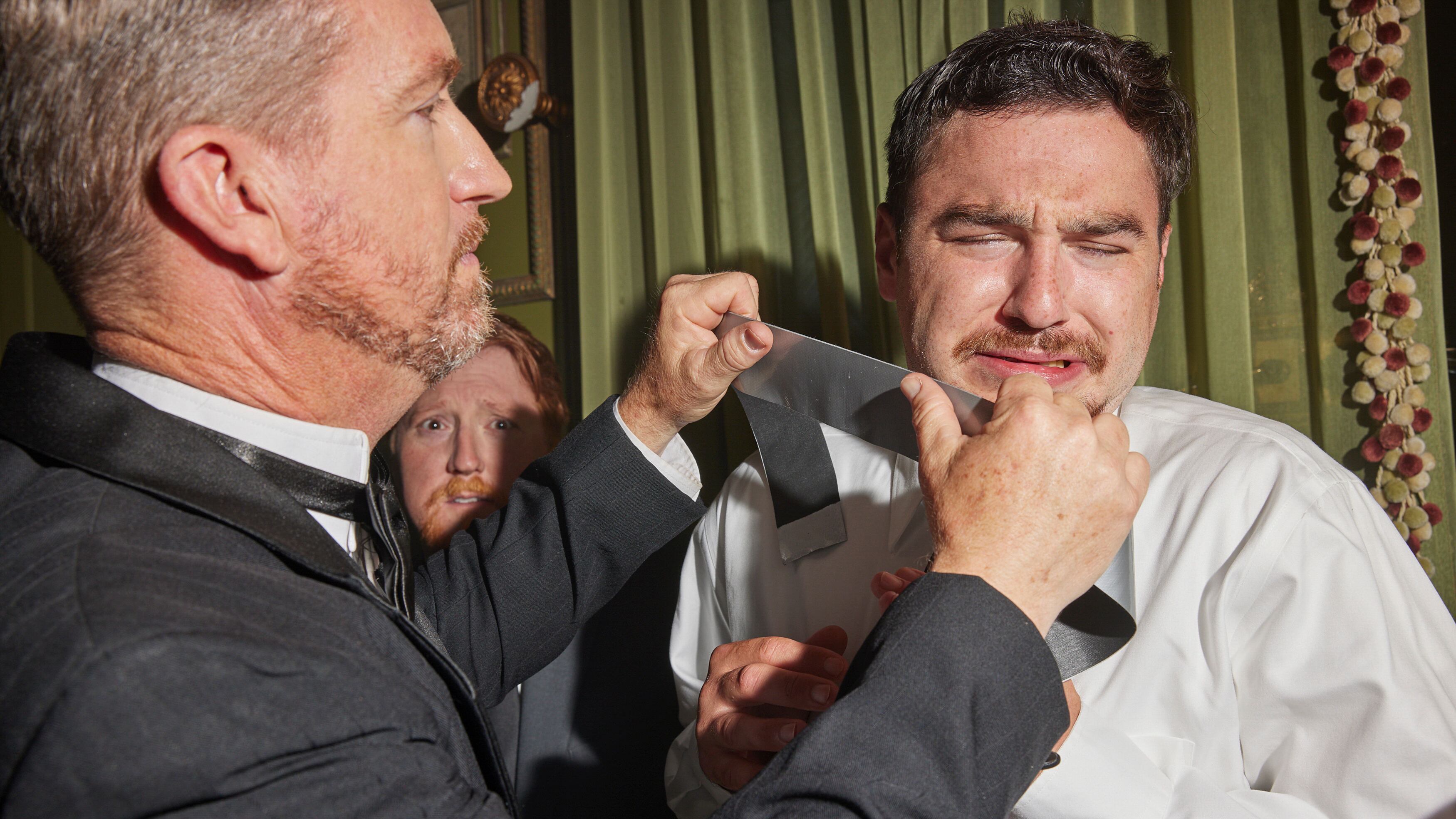 Spektakuläre Raubüberfälle mit Pierce Brosnan